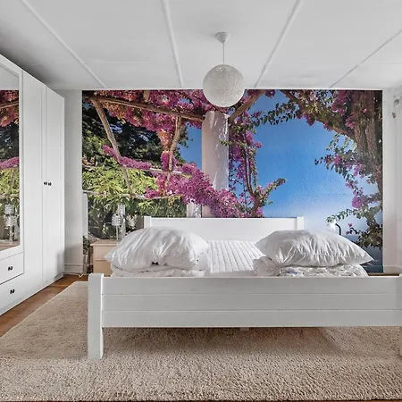 Cozy In With House Sea View