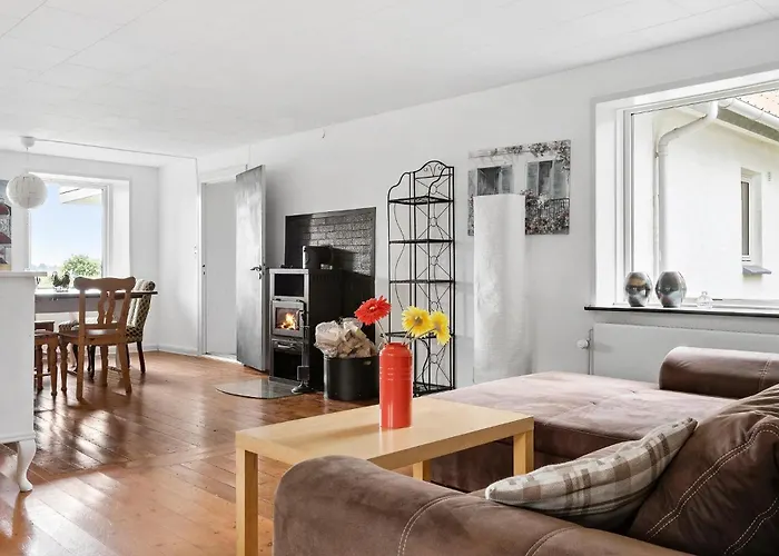 Lägenhet Three-bedroom In