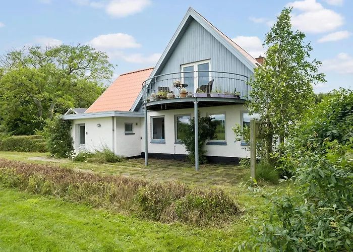 Three-bedroom In Broager